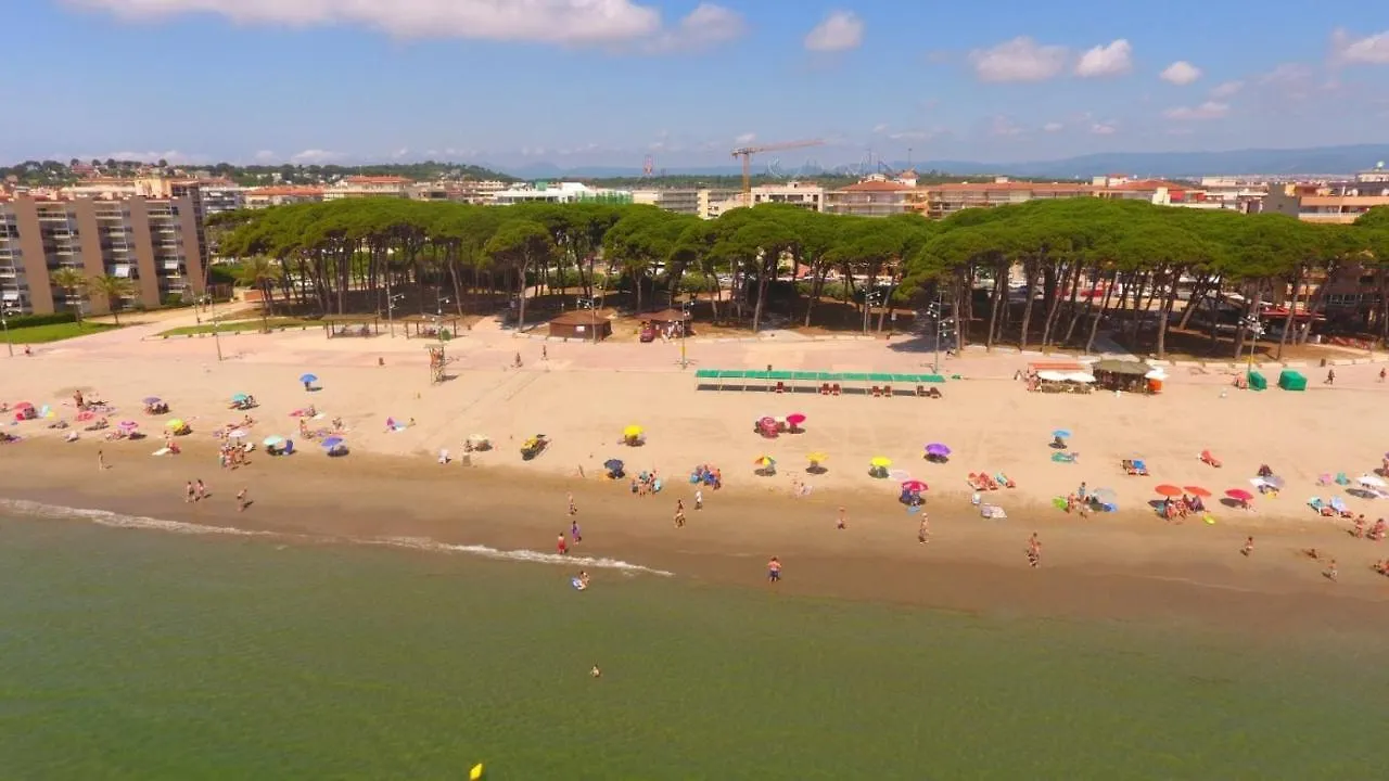 Apartment Sun And Beach Lovers 323, Building Dms-2 La Pineda