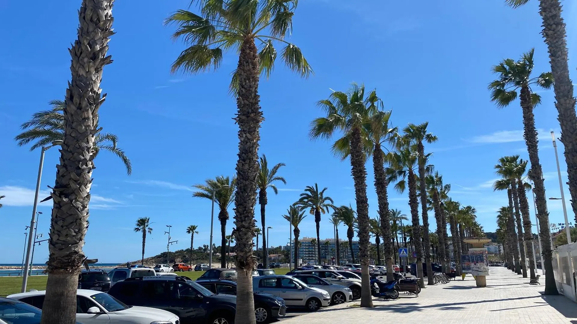 Apartment Sun And Beach Lovers 323, Building Dms-2 La Pineda